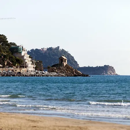 Eden Alaxi 3* Alassio