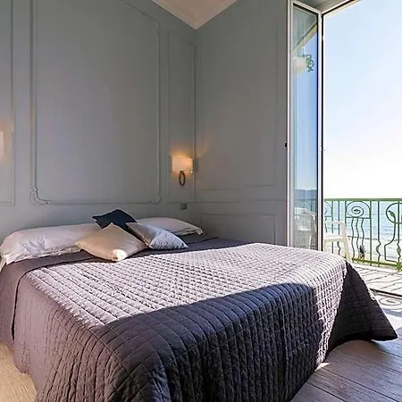 Eden Alaxi 3* Alassio