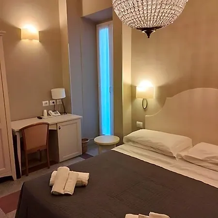 Hotel Eden Alaxi