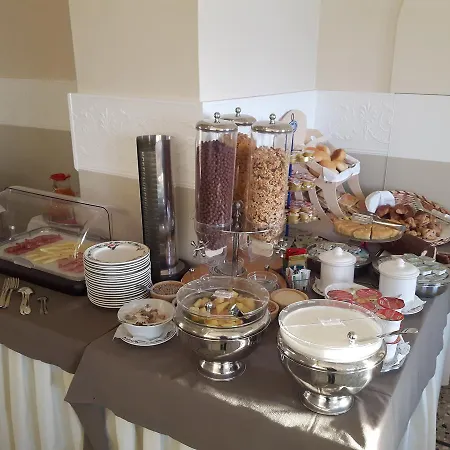 Hotell Eden Alaxi 3*
