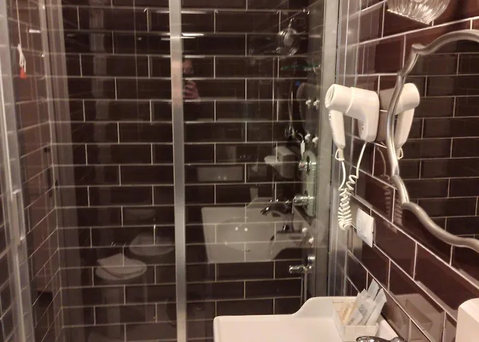 Eden Alaxi Отель 3*