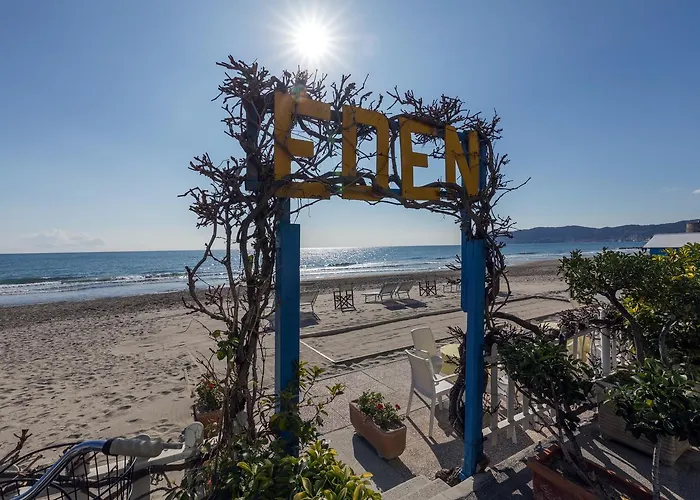 Eden Alaxi 3* Алассио