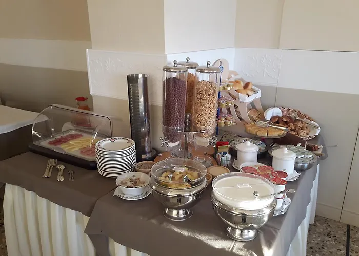 Отель Eden Alaxi 3*